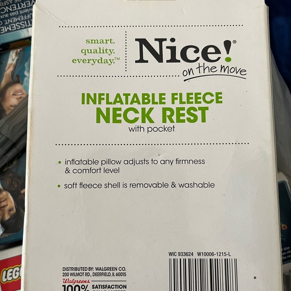 Nice! Inflatable Fleece Neck Rest - Picture 2 of 2